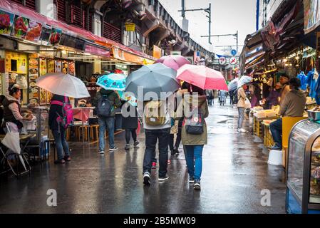 Shoppers, Ueno Market, Ueno, Tokyo, Japan Stock Photo