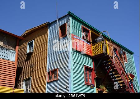 Buenos Aires, Deutschland. 20th Sep, 2019. Colorfully painted houses in the La Boca district in Buenos Aires around the Caminito alley. | usage worldwide Credit: dpa/Alamy Live News Stock Photo