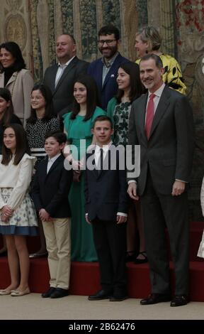 Madrid, Spain; 09/03/2020.- School contest What is a King to you? the audience with the winners of the XXXVIII edition of this contest, convened by the Spanish Institutional Foundation (FIES) at the Palacio del Pardo. King Felipe VI talks with each of the winners by communities about their work.Photo: Juan Carlos Rojas/Picture Alliance | usage worldwide Stock Photo