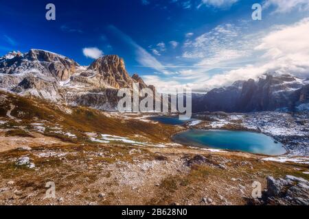 Del Piani lakes beneath rifugio Locatelli. Crode Fiscaline, Croda del Toni and Monte Paterno, in the National Park Tre Cime di Lavaredo. Dolomite Alps Stock Photo