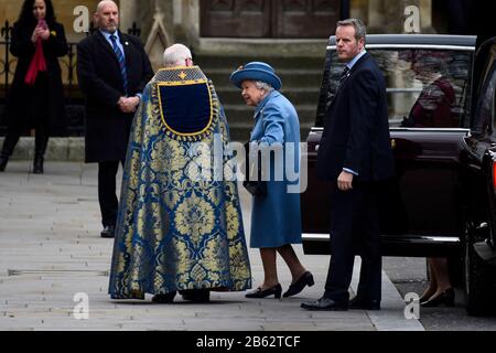 London, UK.  9 March 2020. The Queen arrives at Westminster Abbey to attend the annual church service on Commonwealth Day.  Credit: Stephen Chung / Alamy Live News Stock Photo