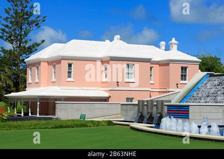 Bacardi Building fountain, Hamilton City, Pembroke Parish, Bermuda Stock Photo