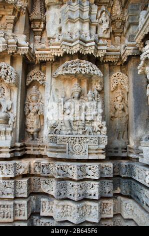 Carved idols on the Chennakesava Temple, is a Vaishnava Hindu temple, Somanathapura, Karnataka, India