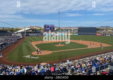 Los Angeles Dodgers at MLB Spring Training Baseball Game in Arizon ..  Dodgers de los Angeles en partido de biesbol en entrenamiento de pimavera  de la Stock Photo - Alamy