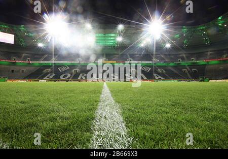 Monchengladbach, Deutschland. 15th Mar, 2015. Ghost game versus the 1.FC Cologne Derby in front of empty ranks Borussia Monchengladbach - FC Cologne Gladbach, Borussiapark, firo football, soccer, 15.03.2015 1.Bundesliga, season 2014/2015 VfL Borussia Monchengladbach - Hanover 96 2: 0 stadium overview Borussia Park depository Background | usage worldwide Credit: dpa/Alamy Live News Stock Photo