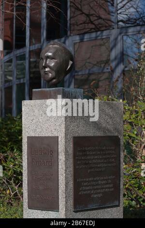 Bust of Ludwig Erhard, Moabit, Berlin Stock Photo