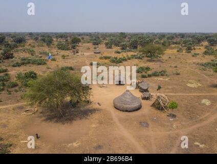 Aerial view of a traditional Mundari tribe village, Central Equatoria, Terekeka, South Sudan Stock Photo