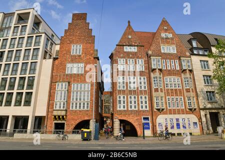 Robinson Crusoe Haus und Haus Atlantis (von links), Böttcherstraße, Altstadt, Bremen, Deutschland Stock Photo