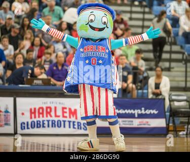 Clute, Texas, USA. 3rd Mar, 2020. Costumed mascot Globie excites the crowd during the Pushing The Limits World Tour by the Harlem Globetrotters at Brazoswood High School in Clute, Texas. Prentice C. James/CSM/Alamy Live News Stock Photo