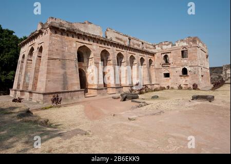 Hindola Mahal (Swing Palace), used as an audience hall on the palace grounds, Mandu, Dhar District, Madhya Pradesh, India Stock Photo