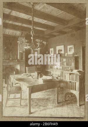 Desk in the den in the house of Mr. F Kranenburg, Keizersgracht 698 A, Amsterdam, designed by Theo Nieuwenhuis Office of the study at the home of Mr. F. Kranenburg, Keizersgracht 698 A, Amsterdam, designed by Theo Nieuwenhuis Property Type:. Picture Item number: RP-F 1994-53 Inscriptions / Brands: inscription, recto handwritten "Study - oak. Design T. Nieuwenhuis (on cardboard series of five photos). Description: Office in the study at the home of Mr. F. Kranenburg Amsterdam, designed by Theo Nieuwenhuis in the workshop of E.J.. of Wisselingh & Co., Amsterdam. From a series of original five ph Stock Photo