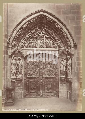 Cathedral of Burgos-door cloister Catedral de Burgos-Puerta del claustro Object Type : picture Item number: RP-F-F01139-Q Manufacturer : photographer J. Laurent Date: ca. 1857 - ca. 1880 Physical features: albumen printing: albumen print procurement and legal Stock Photo