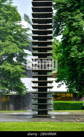 Wasser-Plastik 1977 vom Heinz Mack, Skulpturenpark, LBS Westdeutsche Landesbausparkasse, Himmelreichallee, Münster, Nordrhein-Westfalen, Deutschland Stock Photo