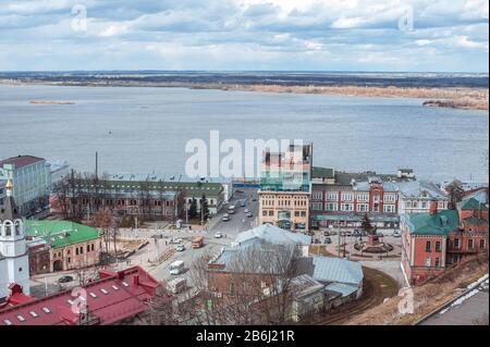 NIZHNY NOVGOROD, RUSSIA - APRIL, 23, 2017: unity square and Monument Minin and Pozharsky in Nizhny Novgorod Stock Photo
