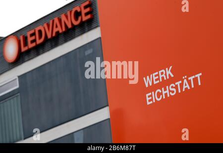 11 March 2020, Bavaria, Eichstätt: The logo of the luminaire manufacturer Ledvance can be seen at the Eichstätt plant. The luminaire manufacturer Ledvance wants to close its largest German plant in Eichstätt with around 360 employees. Photo: Sven Hoppe/dpa Stock Photo