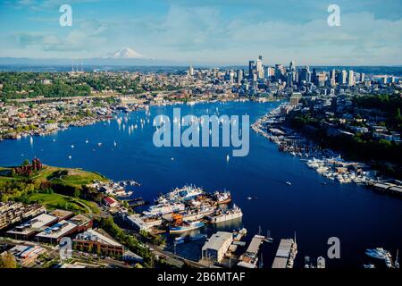 Aerial view of Eagle Harbor, city of Seattle and Mount Ranier in background, Washington State, USA Stock Photo