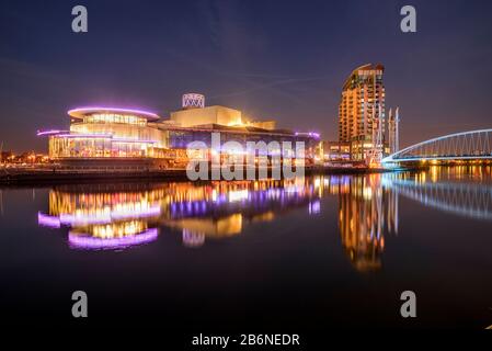 Lowry Bridge and The Lowry, Salford Quays, Greater Manchester Stock Photo