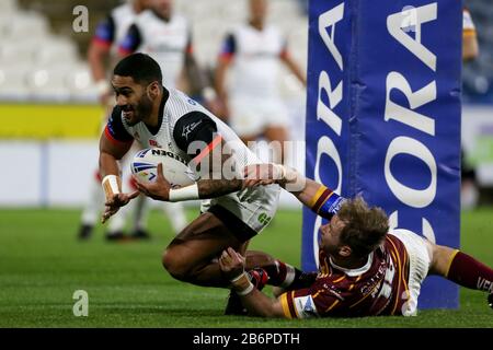 Toronto Wolfpack's Ricky Leutele scores his 2nd try during the Challenge Cup match at the John Smith's Stadium, Huddersfield. Stock Photo