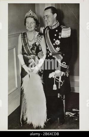 Juliana, koningin der Nederlanden, en Irene, prinses der Nederlanden ...