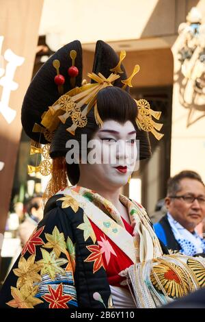 Famous Japanese Kabuki actor Kotaro Ryu (竜小太郎) dressed as a courtesan ...