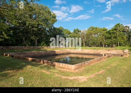 Sri Lanka, North Central Province, Province du Centre-Nord, Nord-Zentralprovinz, région  Anuradhapura, région Anuradhapura, Mihintale, Indikatu Seya, Stock Photo