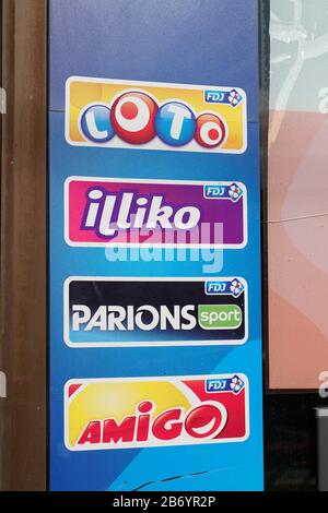 Cash. Jeu à gratter illiko de la Française des jeux. Stock Photo