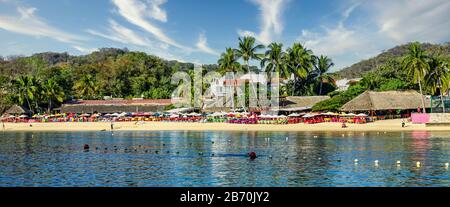 Santa Cruz Beach in Bahias de Huatulco, in Oaxaca State, Pacific Coast, Mexico, North. America Stock Photo