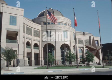 Austin, Texas USA, 2001: Front facade of the newly opened Bob Bullock Texas History Museum downtown. ©Bob Daemmrich Stock Photo