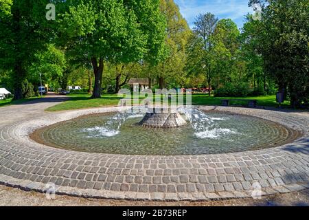 Germany, Rhineland-Palatinate, Speyer, Kipfelsau, SchUM town, fountain, cathedral garden, place of interest, tourism, building, historically, plants, Stock Photo