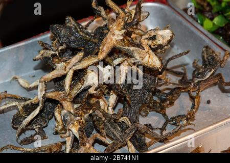 Fried frogs for sale in Thailand Stock Photo
