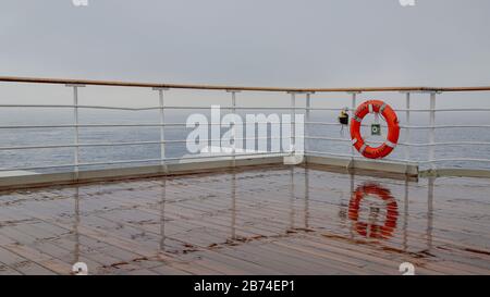Crossing the Atlantic Ocean from Brooklyn to Southampton onboard the ocean liner Queen Mary 2. Stock Photo