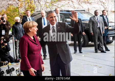 Germany, Berlin, 18.11.2016. Visit of Barack H. Obama, President of the United States of America to the Federal Chancellery in Berlin on 18.11.2016. Dr. Angela Dorothea Merkel (left), Federal Chancellor and Barack H. Obama, President of the United States of America. [automated translation]