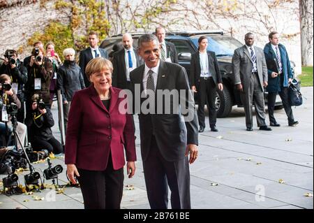 Germany, Berlin, 18.11.2016. Visit of Barack H. Obama, President of the United States of America to the Federal Chancellery in Berlin on 18.11.2016. Dr. Angela Dorothea Merkel (left), Federal Chancellor and Barack H. Obama, President of the United States of America. [automated translation]