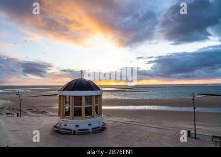 Music pavilion on the beach promenade, North Sea island Borkum, sunset, East Frisia, Lower Saxony, Germany, Stock Photo
