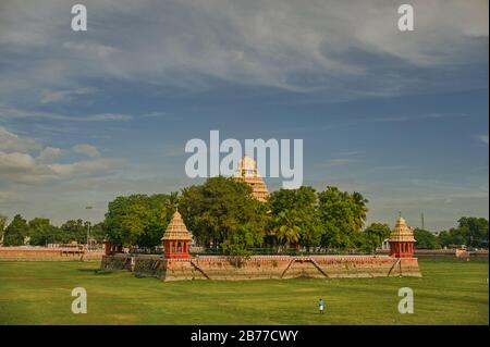 August 24 2009 Vandiyur Mariamman Teppakulam and temple Madurai Tamil ...