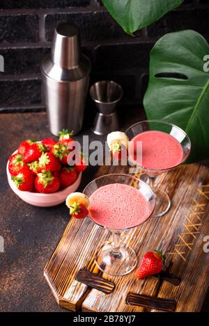 Strawberry margarita cocktail Stock Photo - Alamy