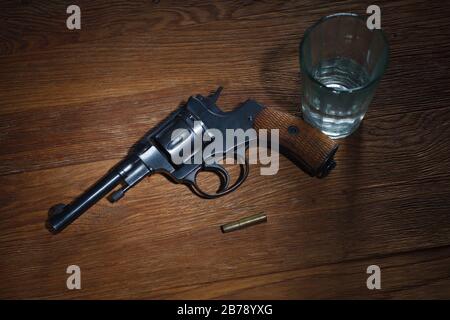 Russian Roulette Revolver One Drum Isolated White Background Stock Photo by  ©zim90 609669488