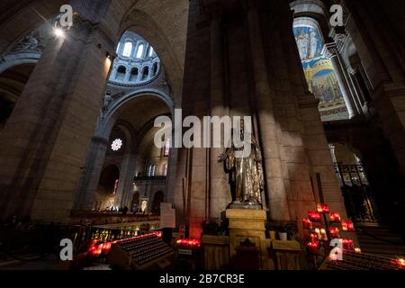 Basilique du Sacre Coeur aka Basilica of the Sacred Heart of Paris in Paris, France, Europe Stock Photo