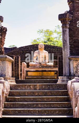 Asia Sri Lanka Polonnaruwa Vantage north steps staircase to central Dagoba stone Buddha sacred relicl Stock Photo