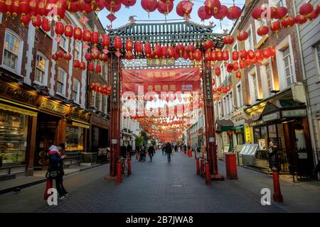 London, UK. 16th March 2020. An almost deserted Gerrard street in London's Chinatown. Stock Photo