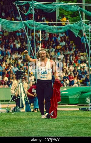 Al Feuerbach (USA) gold medal winner competing in the shot put at the 1976 US Olympic Track and Field Team Trials Stock Photo