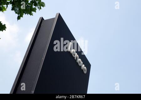 --FILE--The façade of headquarter of Lenovo, a Chinese multinational technology company,  Beijing, China, 8 August 2019. *** Local Caption *** fachaos Stock Photo