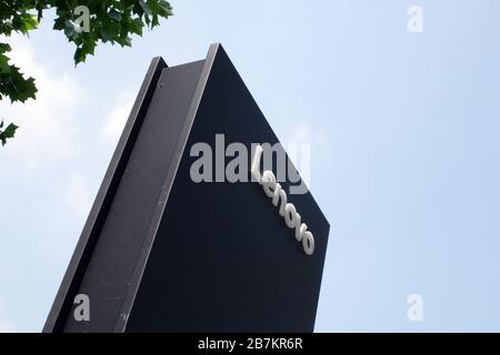 --FILE--The façade of headquarter of Lenovo, a Chinese multinational technology company,  Beijing, China, 8 August 2019. *** Local Caption *** fachaos Stock Photo