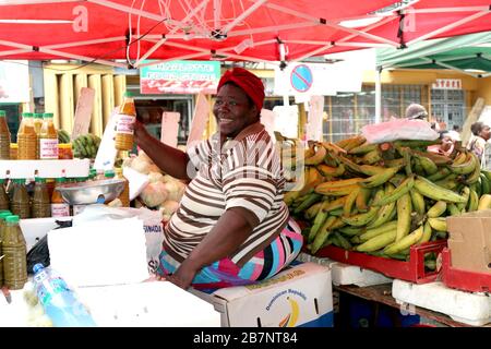 Port Of Spain, Trinidad and Tobago. 12th Dec, 2019. Fruit and vegetable vendors ply their trade along Charlotte Street in the capital city of the Caribbean island of Trinidad and Tobago. Credit: G. Ronald Lopez/ZUMA Wire/Alamy Live News Stock Photo