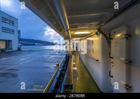 Abfahrt vom Hafen in Bergen, Norway Stock Photo