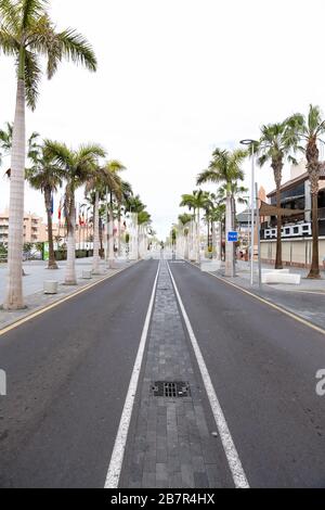 Los Cristianos, Spain. 17th Mar, 2020. The streets of Las Americas completely deserted. (Photo by Davide Di Lalla/Pacific Press) Credit: Pacific Press Agency/Alamy Live News Stock Photo