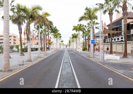 Los Cristianos, Spain. 17th Mar, 2020. The streets of Las Americas completely deserted. (Photo by Davide Di Lalla/Pacific Press) Credit: Pacific Press Agency/Alamy Live News Stock Photo