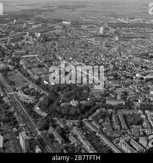 Leiden, Holland, July 17 - 1977: Historical black and white aerial photo from the Leiden Observatory, Sterrewacht Leiden, the astronomical institute o Stock Photo