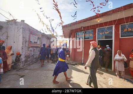 Nihang Sikhs at Gurudwara Qila Anangarh Sahib in Anandpur Sahib, Punjab, India on the occasion of Hola Mohalla festival. Stock Photo