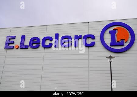 Bordeaux , Aquitaine / France - 01 15 2020 : E.leclerc building sign logo supermarket store on shop wall outdoor Stock Photo